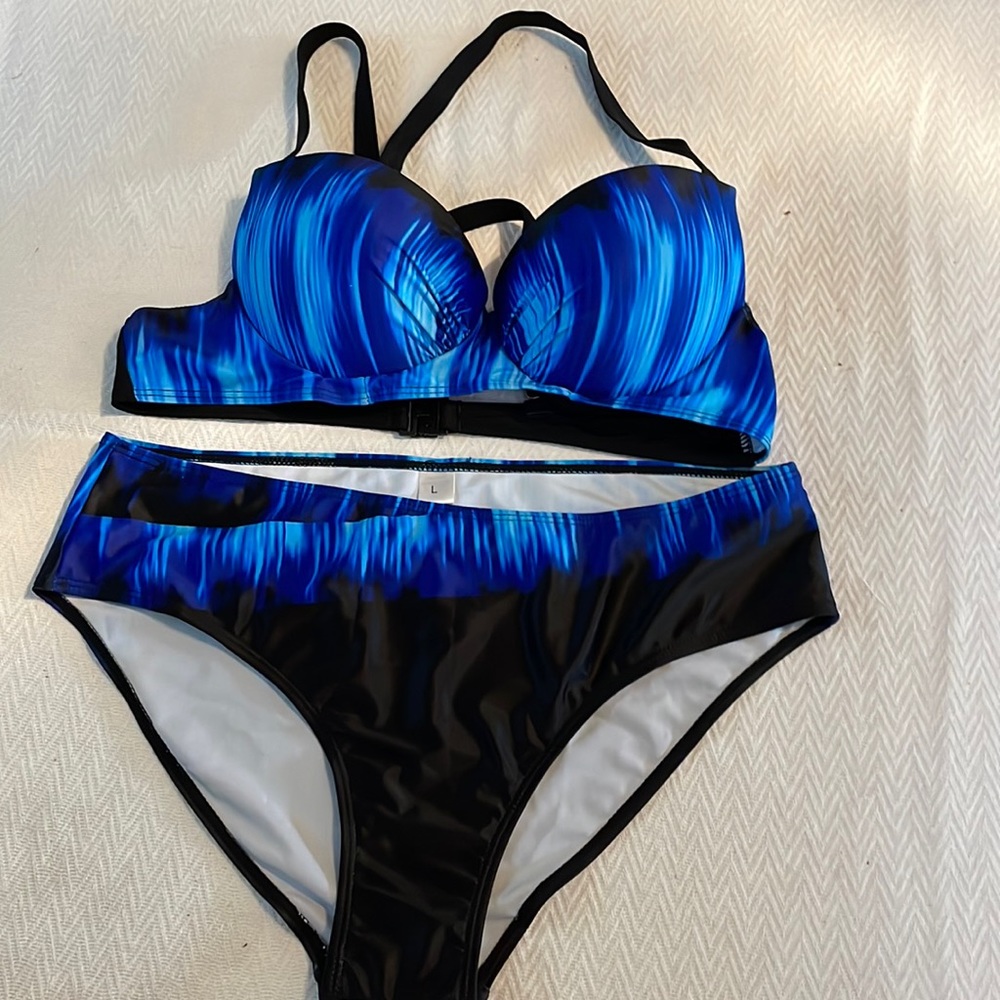 Bathing suit